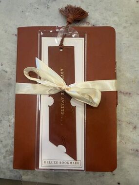 Brown Leatherette Journal with Cream Ribbon and Deluxe Bookmark and gold pen NWT